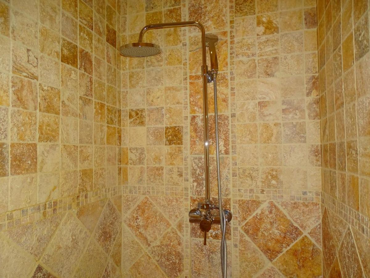 Bastide Des Princes B&B Caderousse Dış mekan fotoğraf