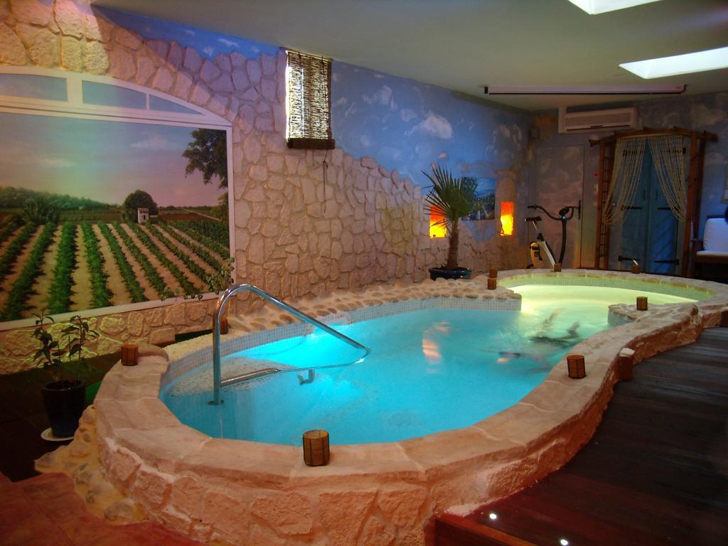 Bastide Des Princes B&B Caderousse Dış mekan fotoğraf